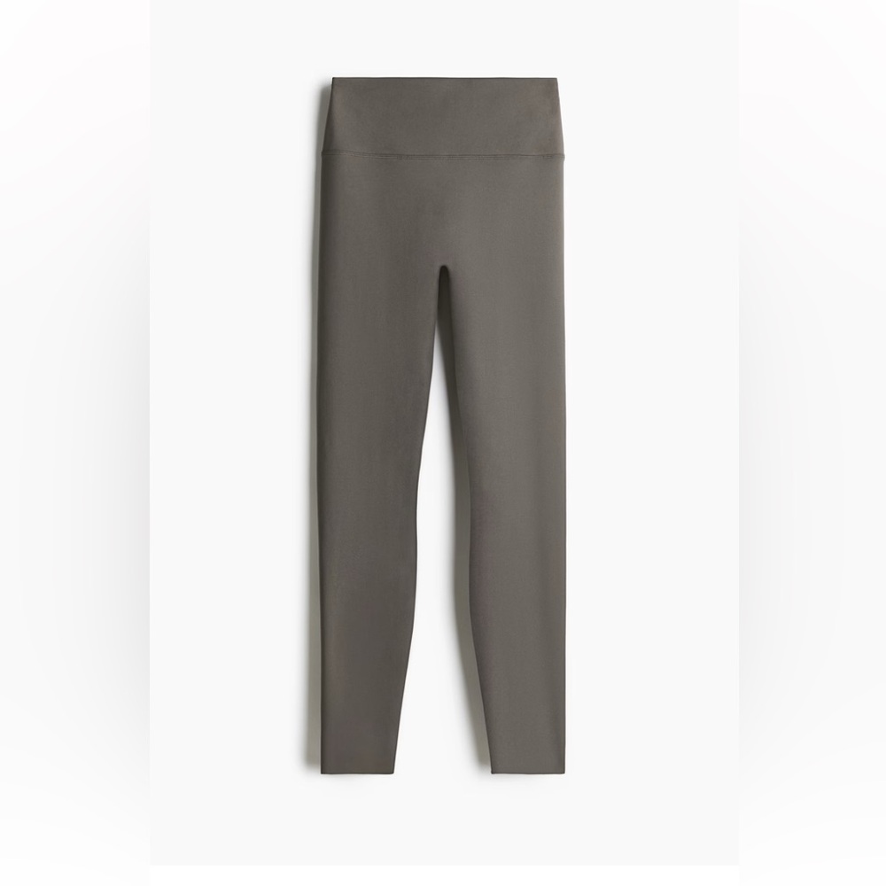H&M SPORTS LEGGINGS WITH SOFTMOVET™ - Picture 6 of 7